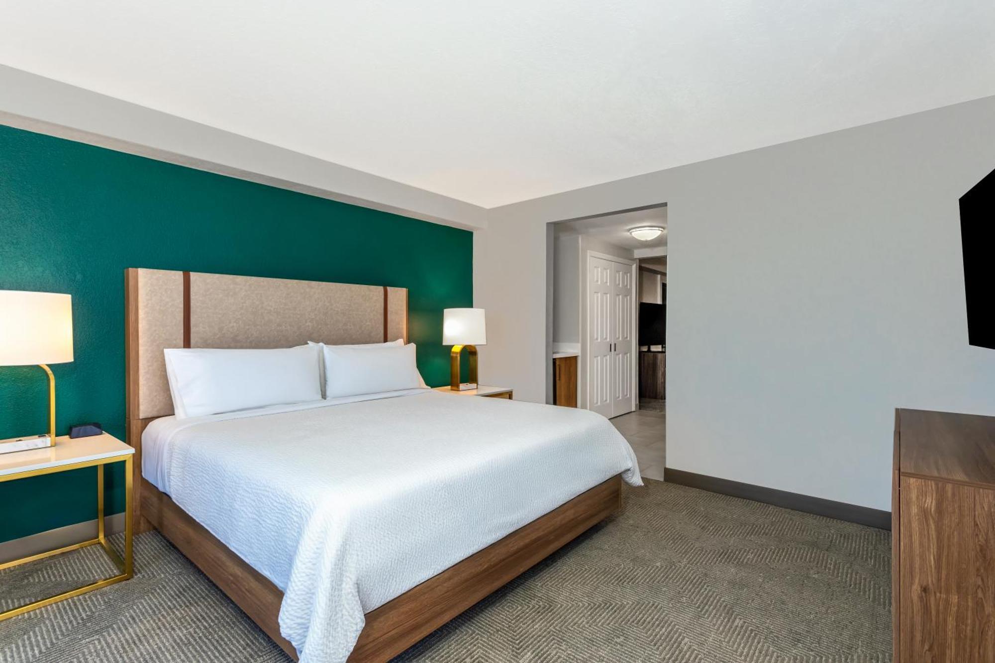 Holiday Inn Hotel & Suites Daytona Beach On The Ocean By Ihg Exterior photo